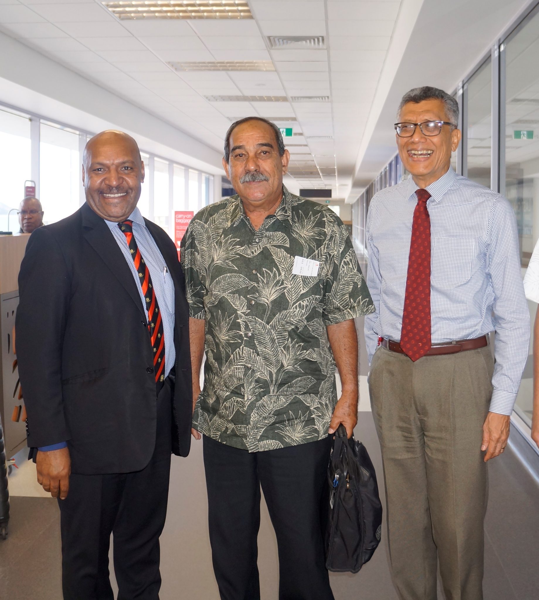 FSM President meets with Heads of Air Niugini & National Airports Corporation