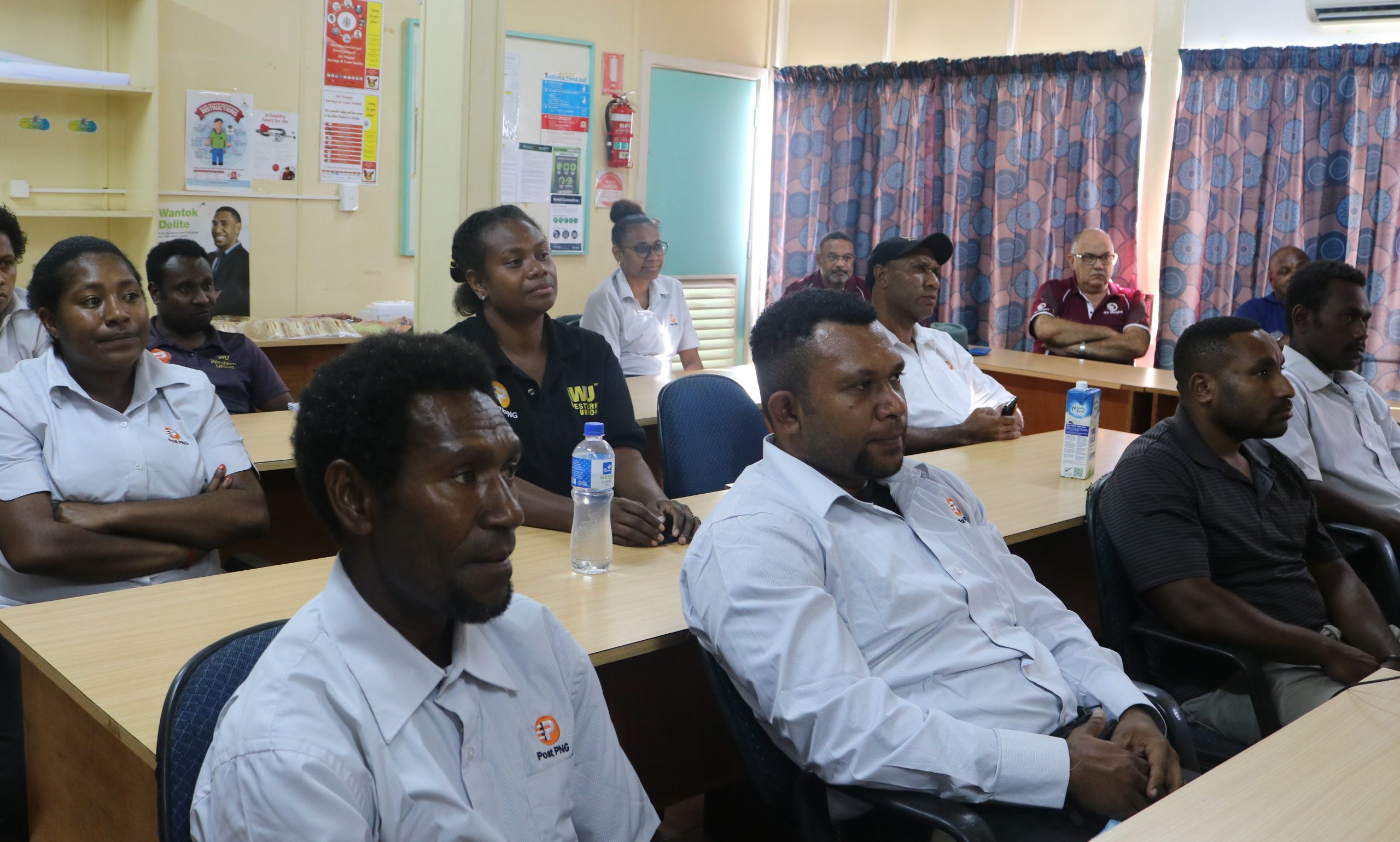 AIR NIUGINI TRAINS POST PNG TICKETING AGENTS